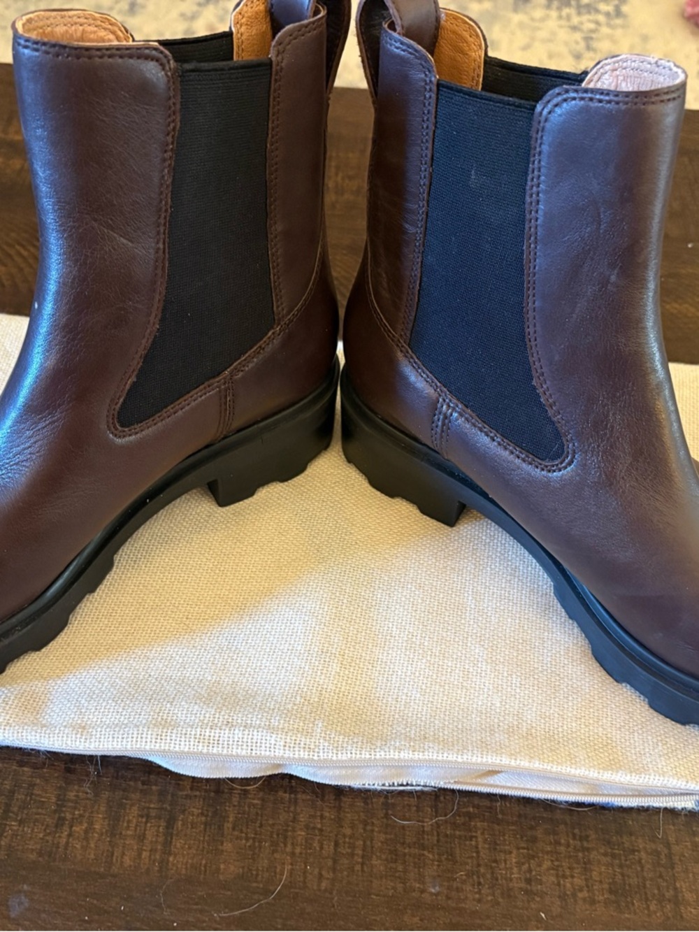 Madewell Dark Brown Leather Chelsea Booties with Black Elastic